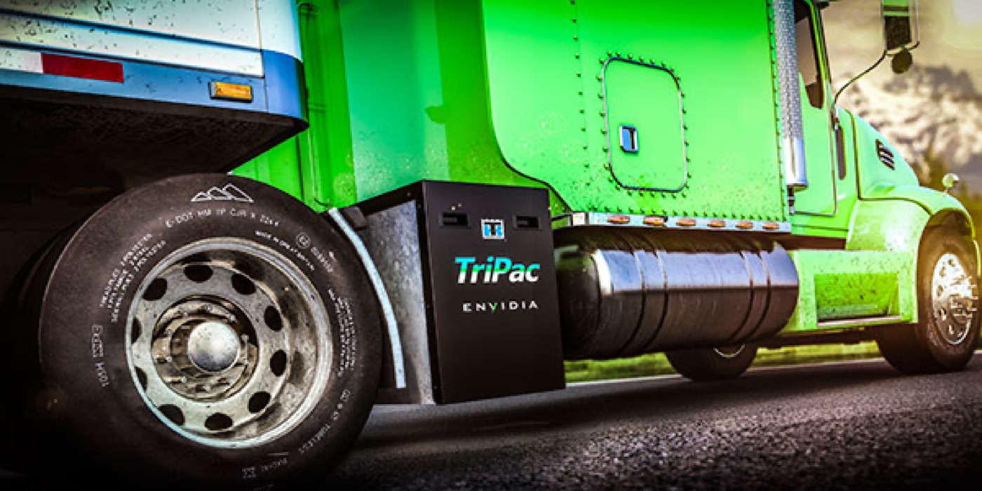 Thermo King TriPac APU mounted under a green sleeper truck